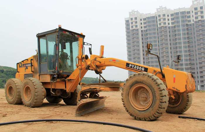 廣西綠建園建筑工程分享如何保護好工程機械車(chē)輛的心臟，延長(cháng)使用壽命